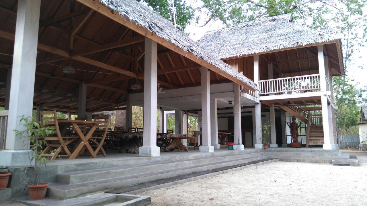 Jonaths Cottage Bunaken Exterior foto