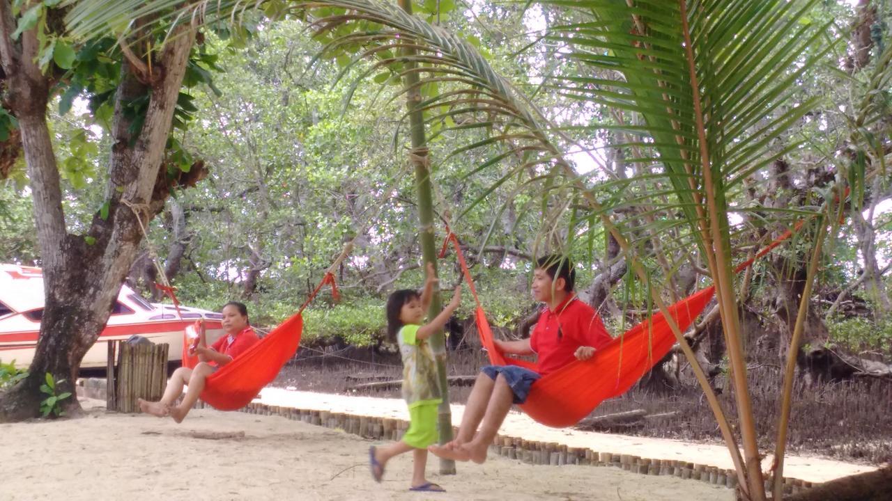 Jonaths Cottage Bunaken Exterior foto